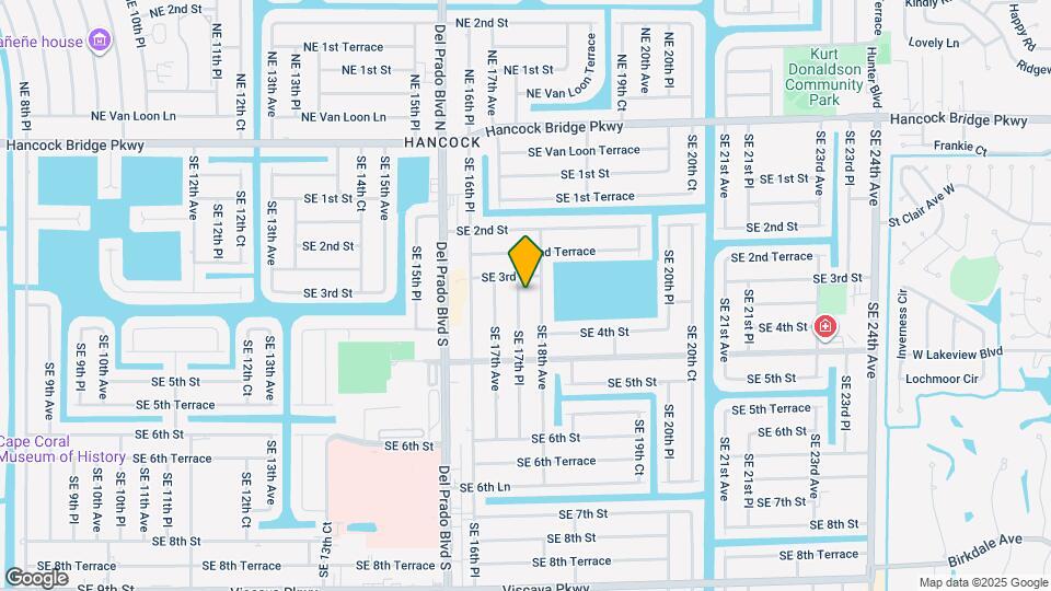 313 SE 17th Pl Map and Location Details
