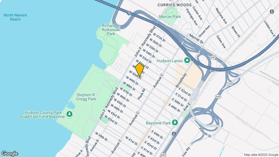 232 Avenue B Mapa y Detalles de la Ubicación