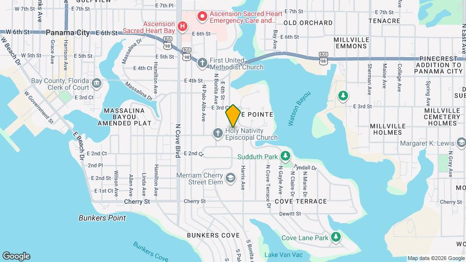 300 Mercedes Ave Mapa y Detalles de la Ubicación