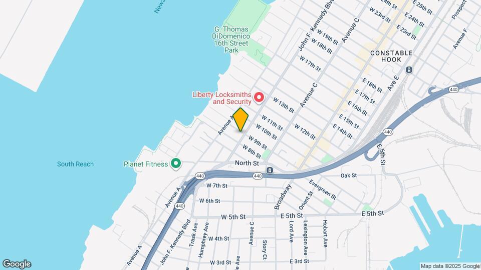 301 John F. Kennedy Blvd Map and Location Details