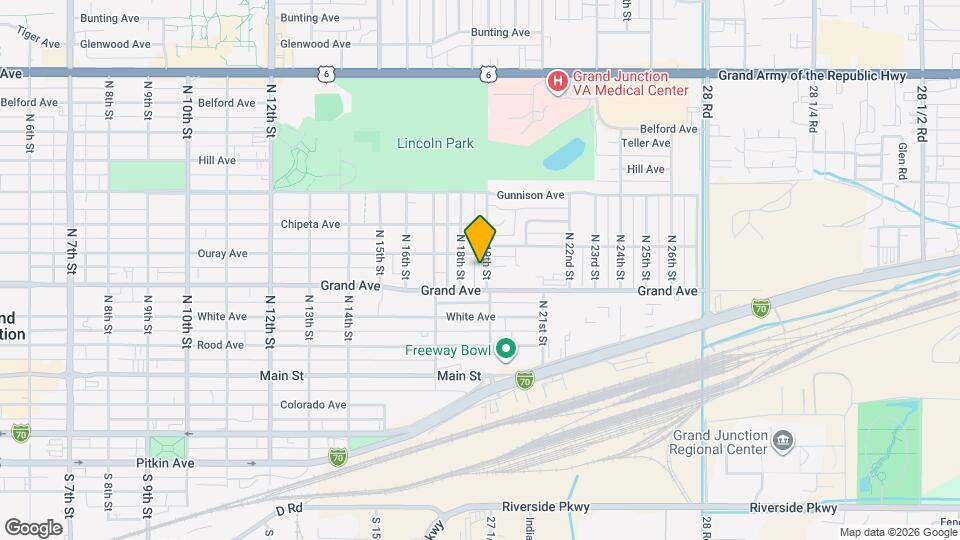 447 19th St Map and Location Details