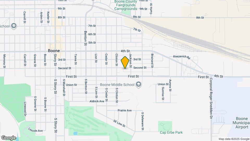 1530 2nd St Mapa y Detalles de la Ubicación