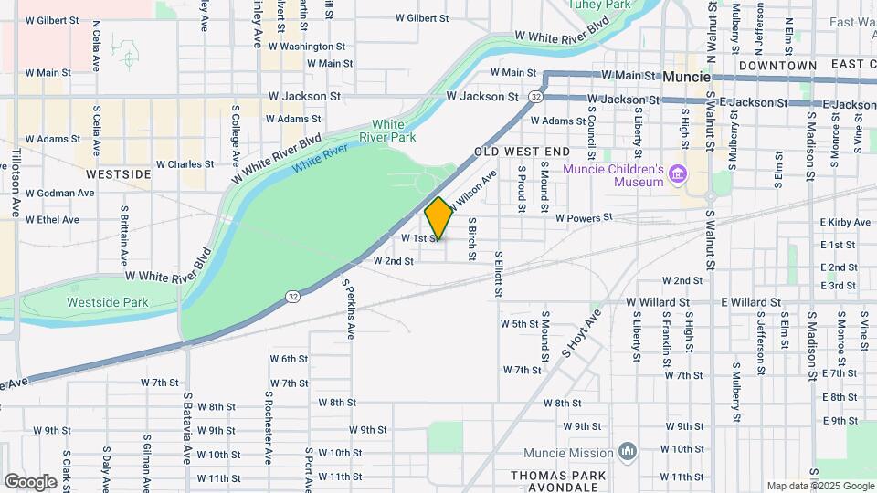 1203 W 1st St Map and Location Details