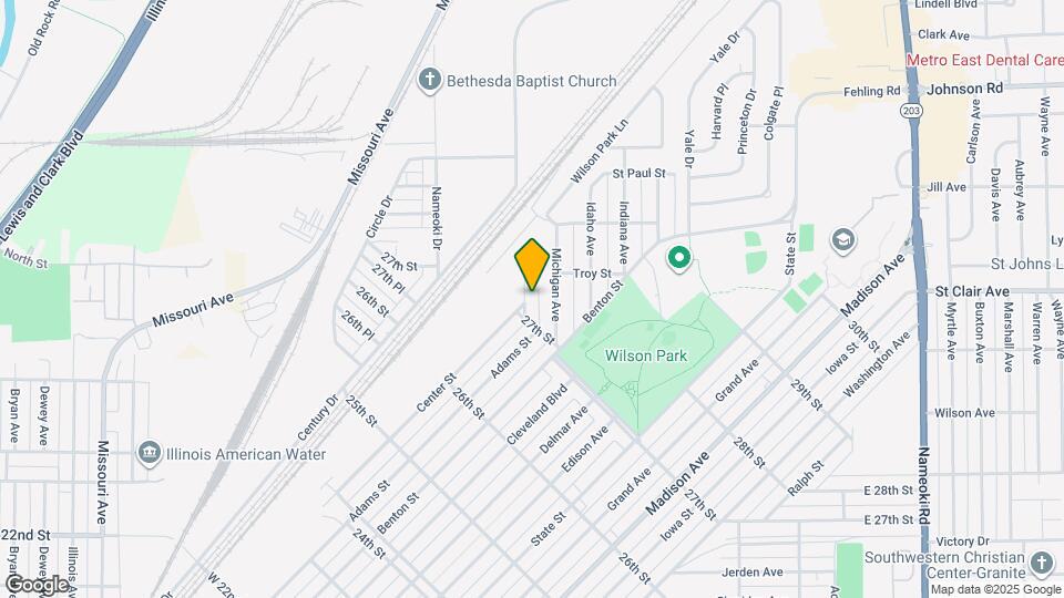 2706 Center St Map and Location Details