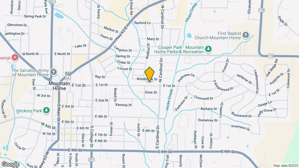 909 E 1st St Map and Location Details