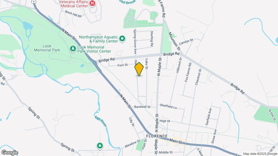 97 Oak St Map and Location Details