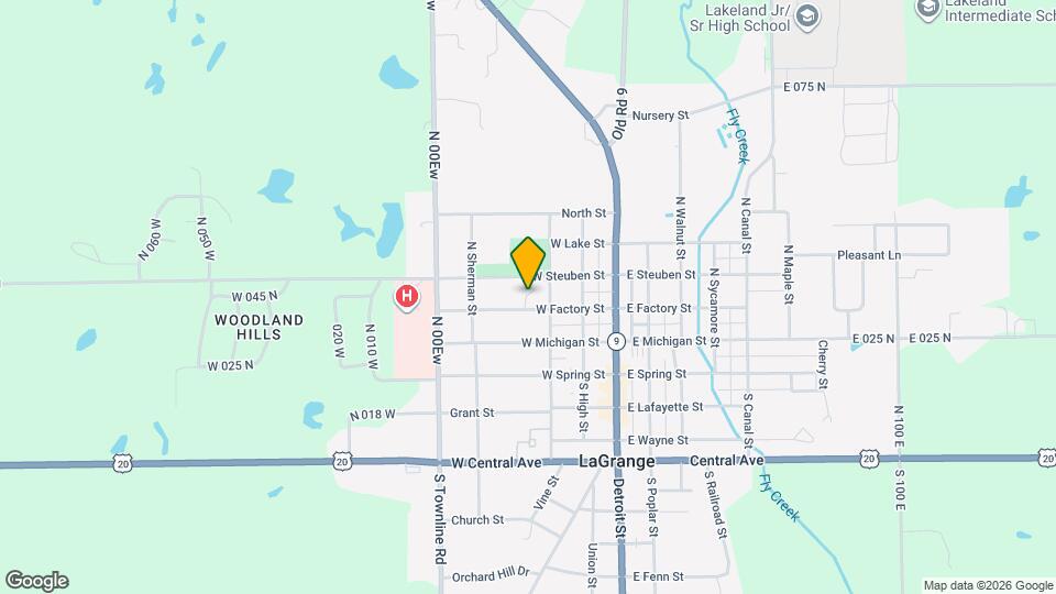 215 Lightning Hill Blvd Mapa y Detalles de la Ubicación