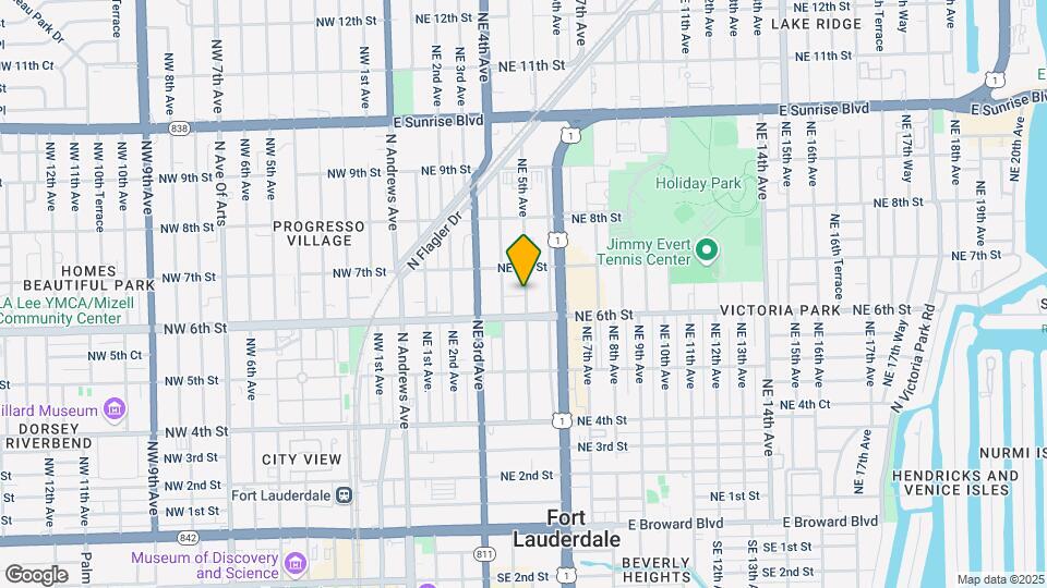 623 NE 5th Ave Map and Location Details