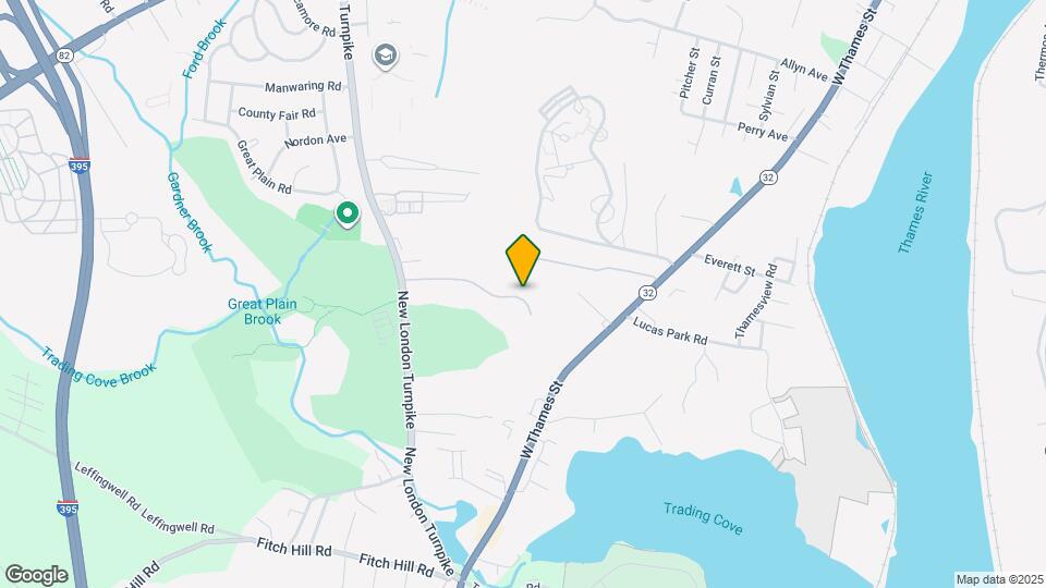 523 Old Pond Ln Map and Location Details