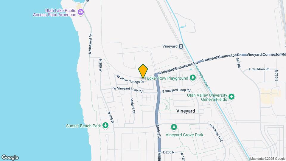 90 W Silver Springs Dr Map and Location Details