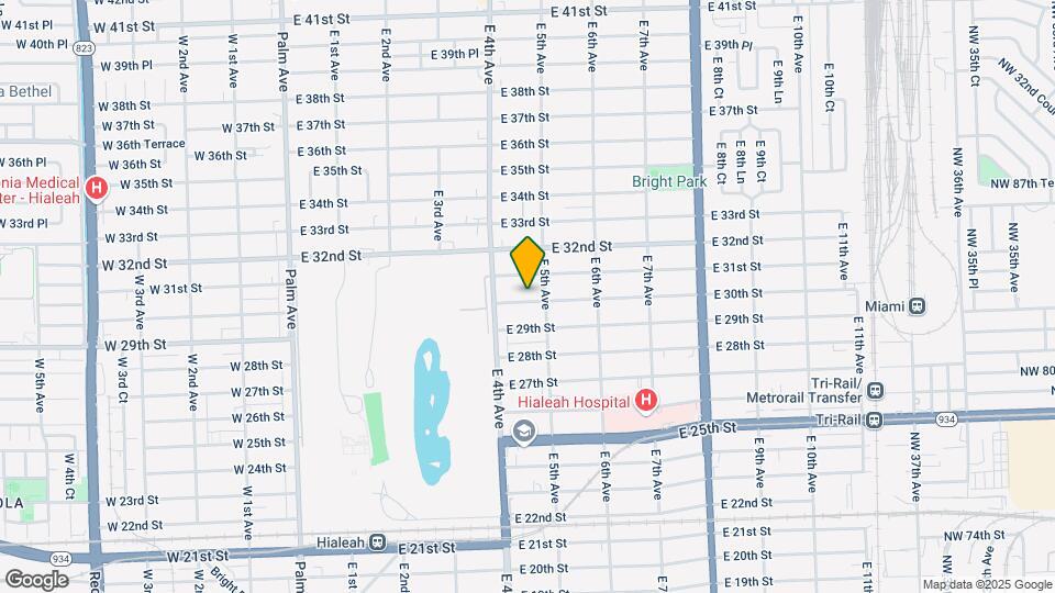 465 E 30th St Map and Location Details