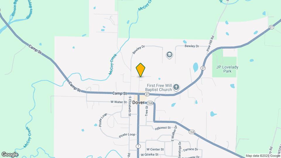 132 N Market St Map and Location Details