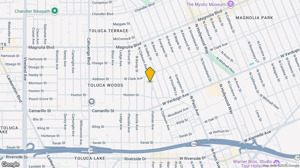 4963 Clybourn Ave Map and Location Details