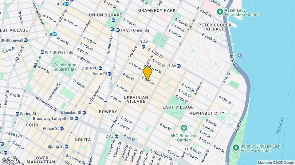 220 E Tenth St Mapa y Detalles de la Ubicación