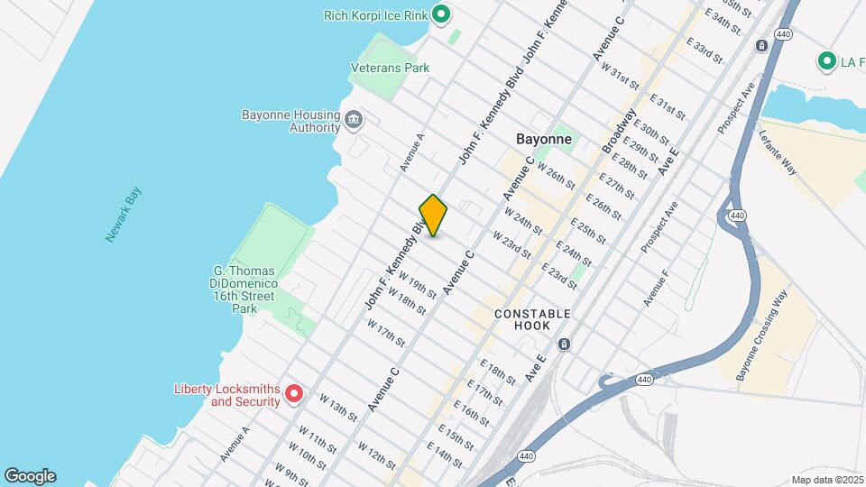 89 W 21st St Map and Location Details