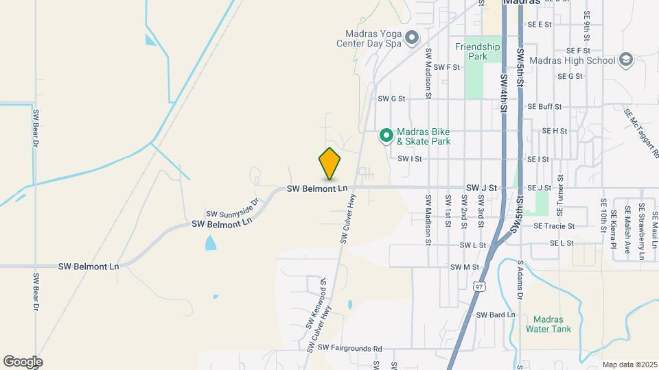 745 SW Cedar Hill Dr Map and Location Details