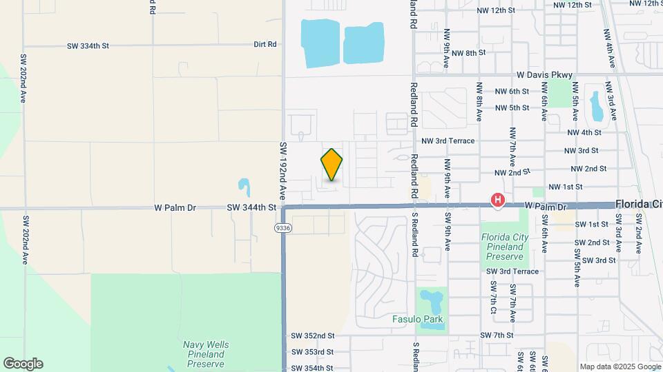 1353 NW 1st St Map and Location Details