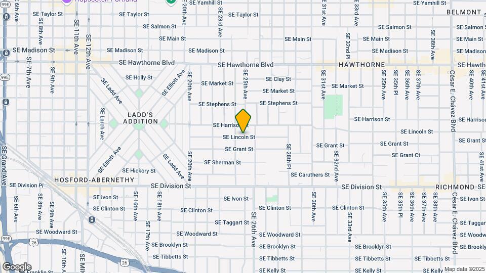 2427 SE Lincoln St Map and Location Details