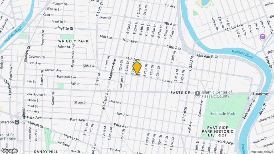 572 E 25th St Map and Location Details