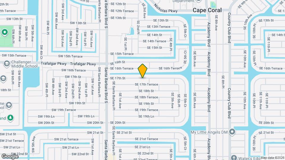 208 SE 17th St Map and Location Details