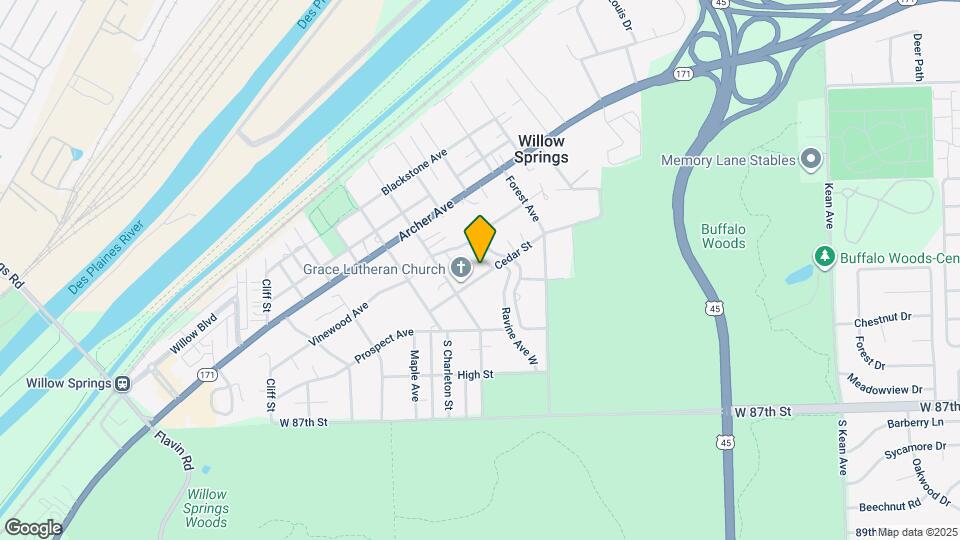 904 Cedar St Map and Location Details