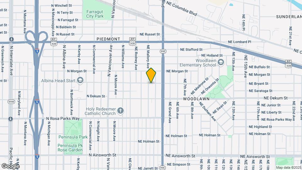 214 NE Bryant St Map and Location Details
