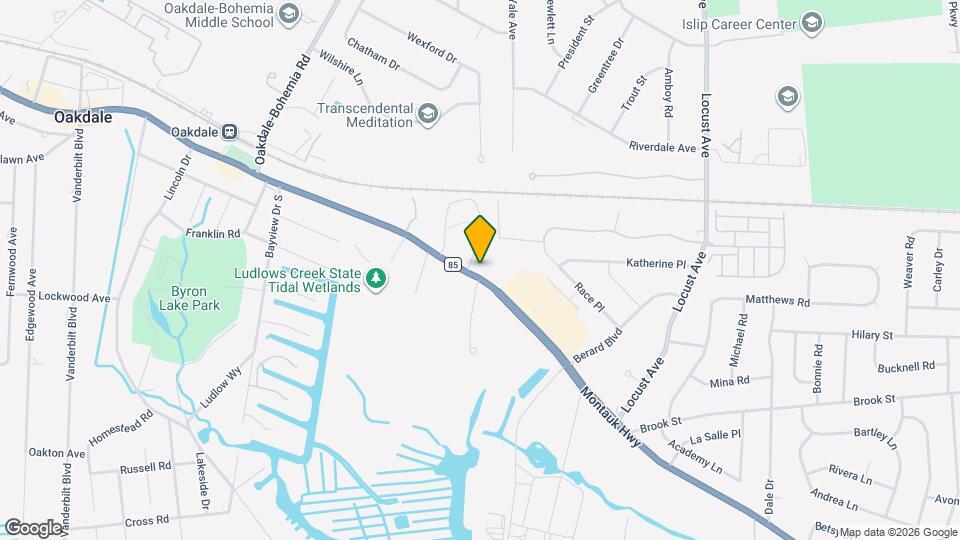 959 Montauk Hwy Map and Location Details