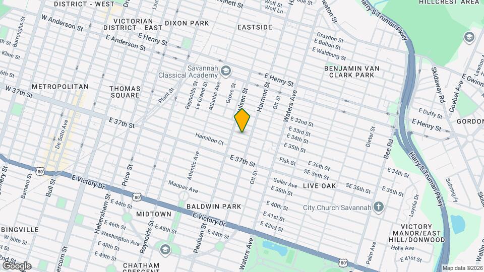 825 E 35th St Mapa y Detalles de la Ubicación