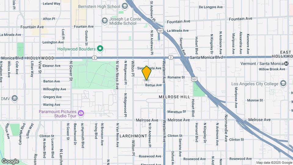 957 N St Andrews Pl Map and Location Details