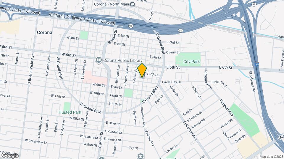 423 E 8th St Map and Location Details