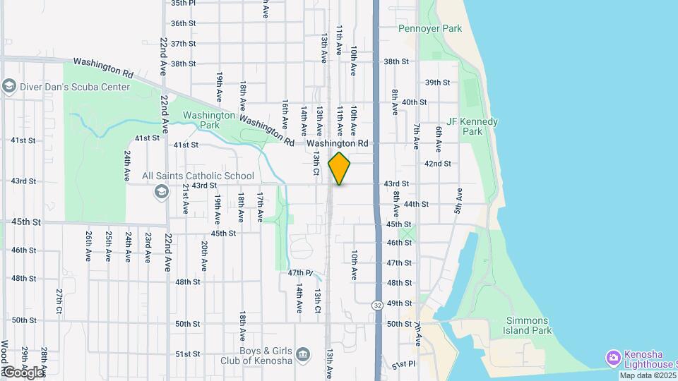 1023 43rd St Map and Location Details