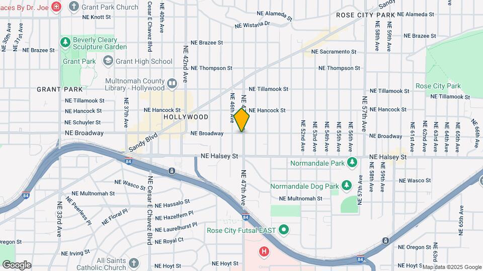 4632 NE Broadway St Map and Location Details