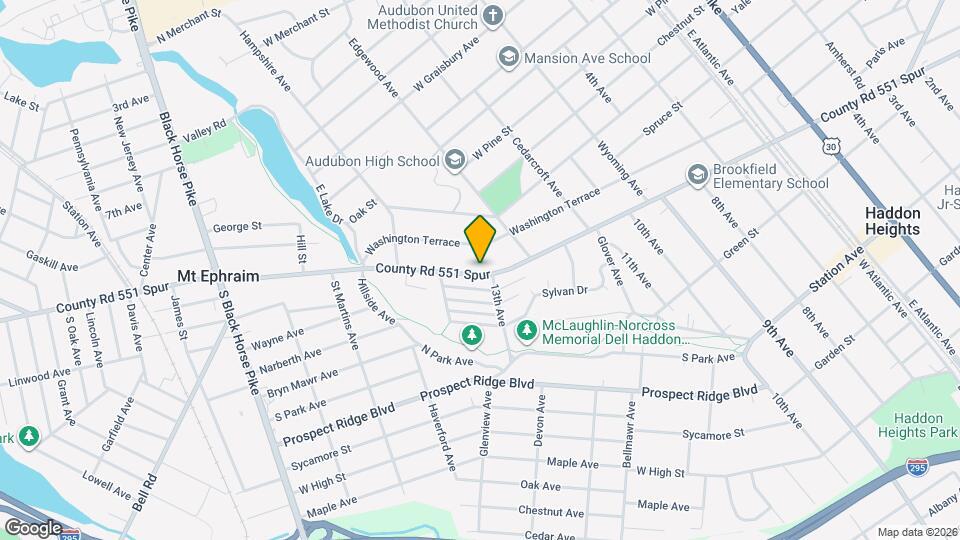 533 W Kings Hwy, Unit B Mapa y Detalles de la Ubicación