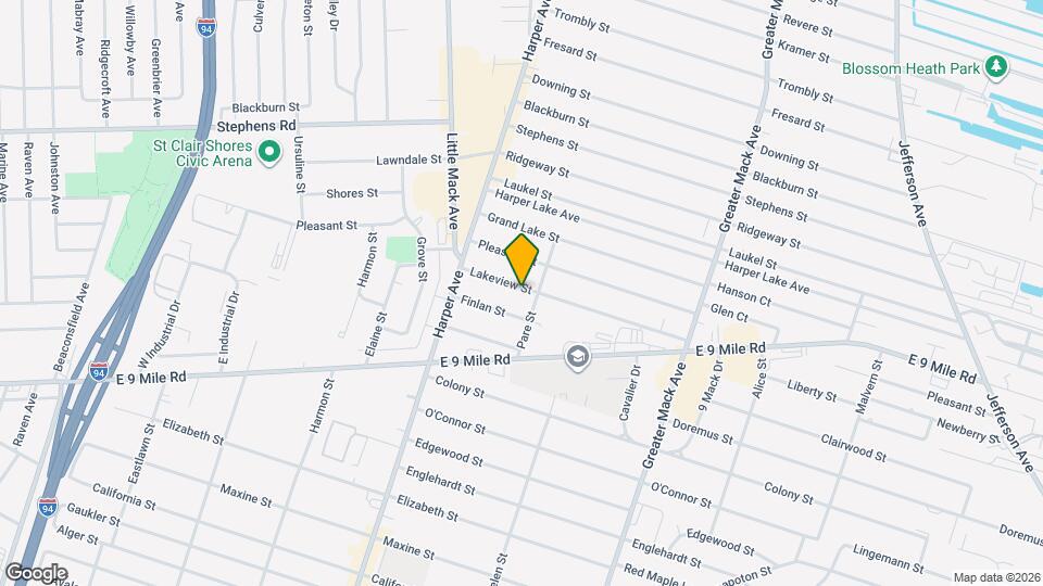21712 Lakeview St Map and Location Details