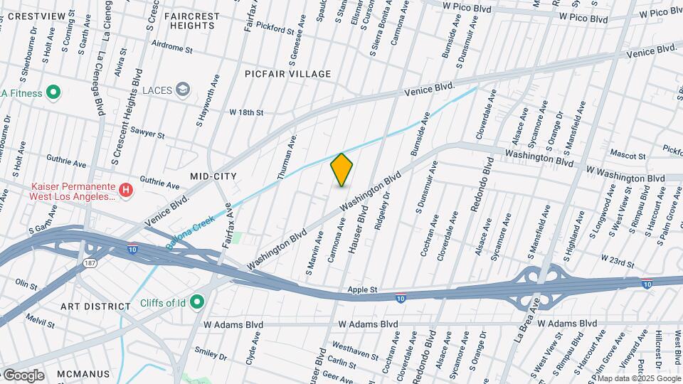 1935 1/4 Carmona Ave Map and Location Details