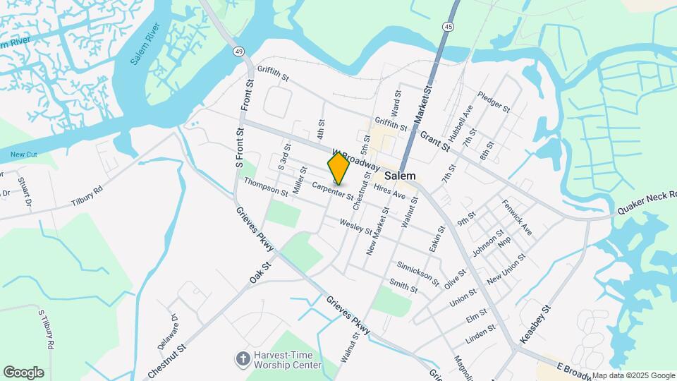 16 Oak St Map and Location Details