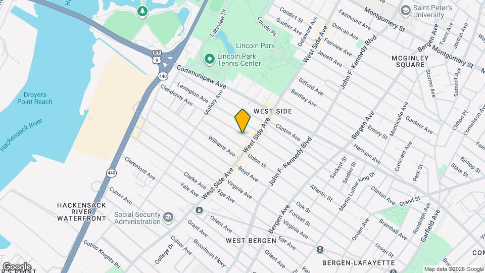 145 Clendenny Ave, Unit 3L Map and Location Details