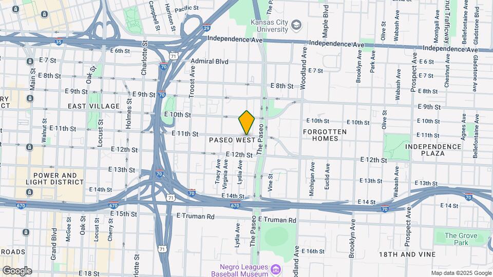 1401 E 11th St Map and Location Details