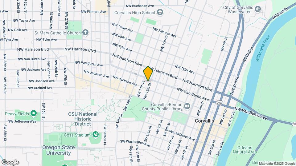 228 NW 12th St Map and Location Details