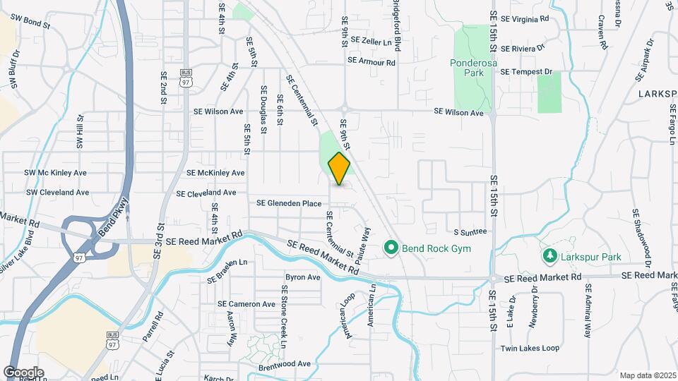 853 SE Stratford Ct Map and Location Details