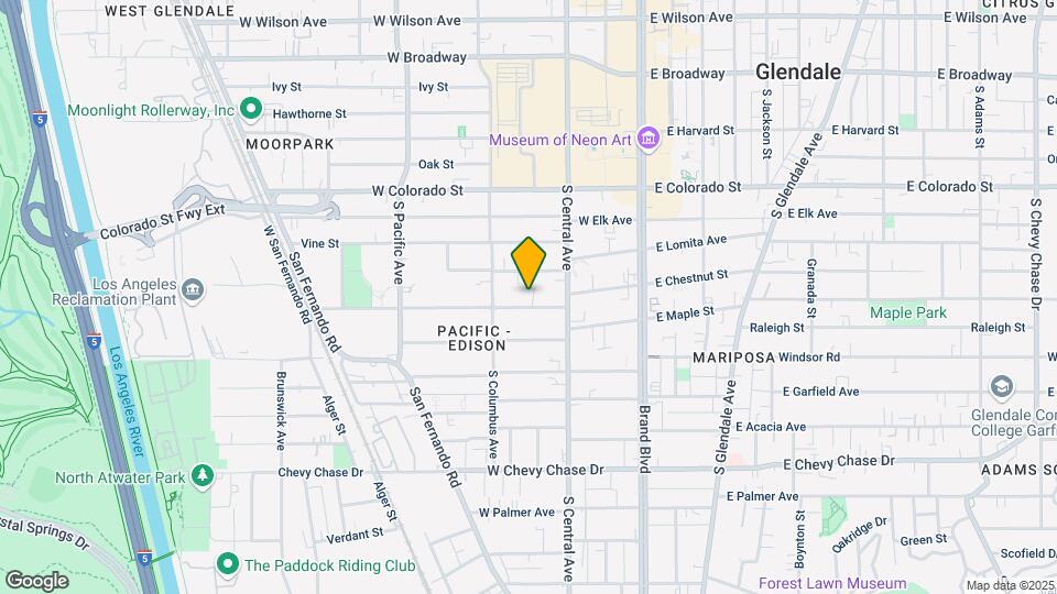 333 Riverdale Dr Mapa y Detalles de la Ubicación