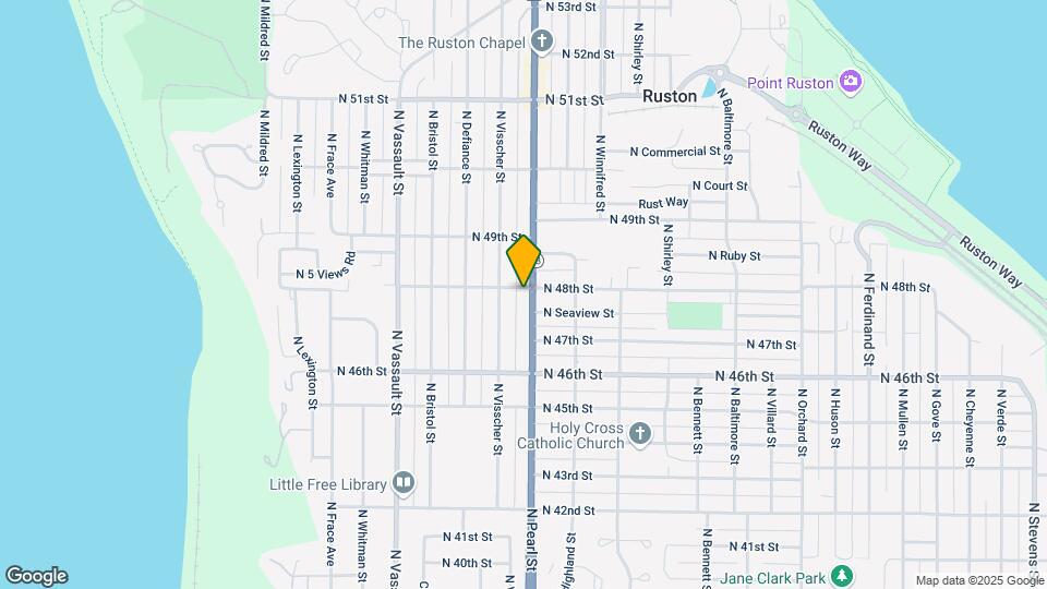 4660 N Pearl St Map and Location Details
