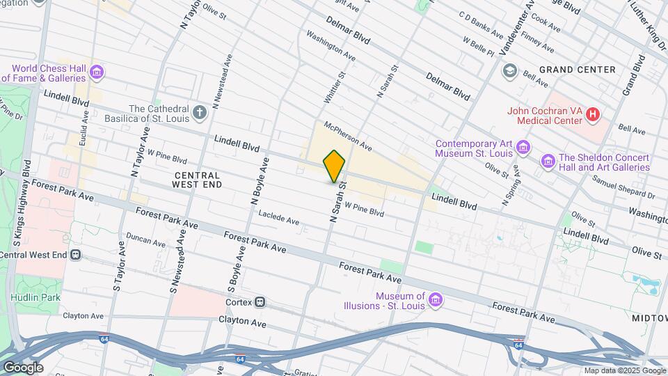 215 N Sarah St Map and Location Details