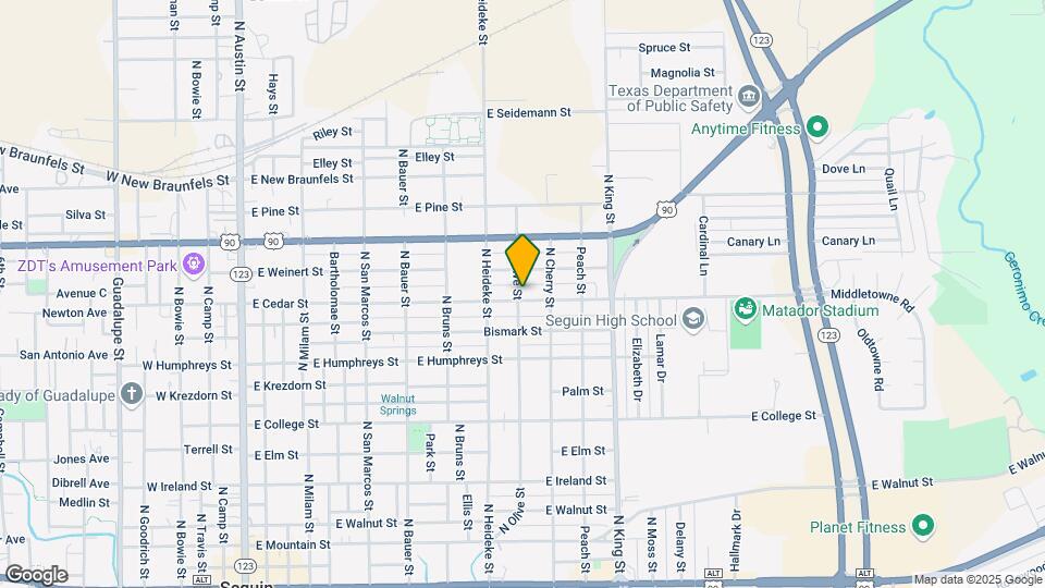 952 E Cedar St Map and Location Details