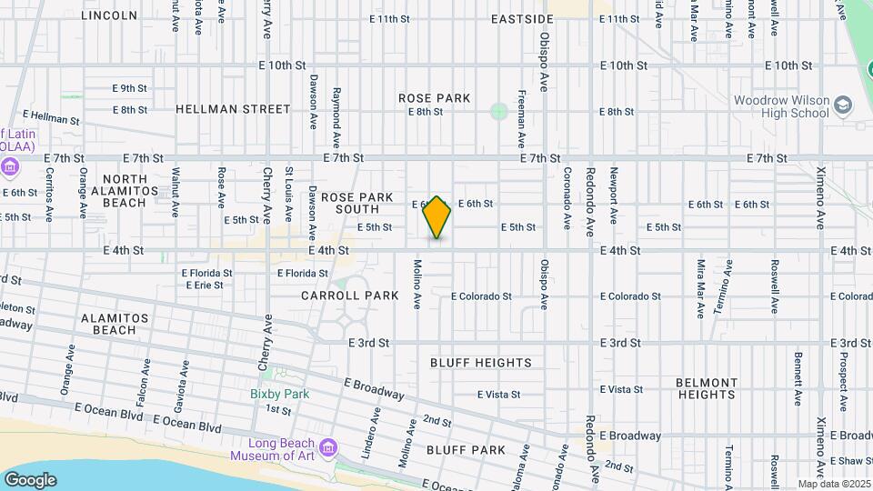 2711 E 4th St Mapa y Detalles de la Ubicación