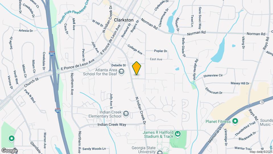 Fox Trail Townhomes Map and Location Details