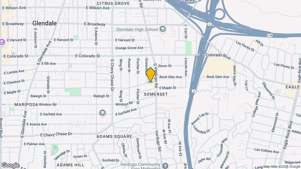 1380 E Maple St Mapa y Detalles de la Ubicación