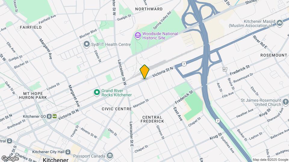 3 Locust St Map and Location Details