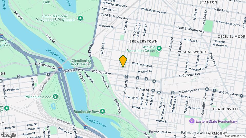 1227 N Myrtlewood St Map and Location Details