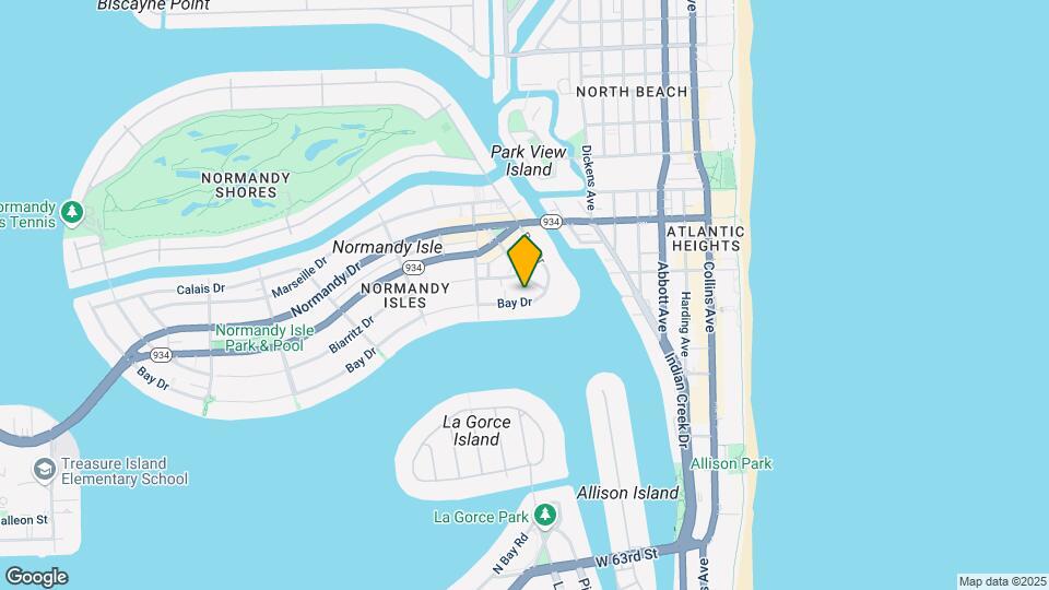 935 Bay Dr Map and Location Details